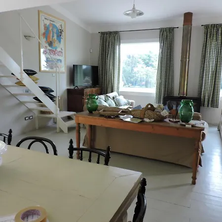 The Διαμέρισμα Ραβένα